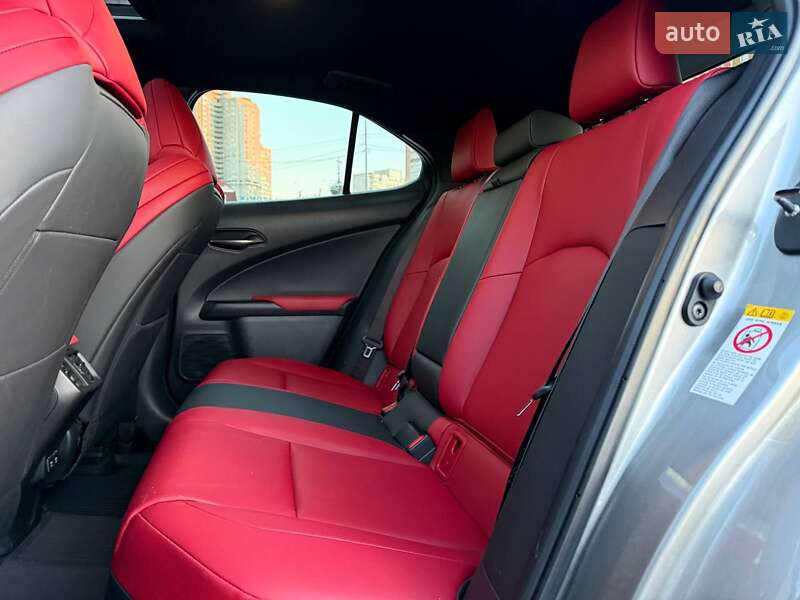 Внедорожник / Кроссовер Lexus UX 2018 в Киеве фото 13 Внедорожник / Кроссовер Lexus UX 2018 в Киеве