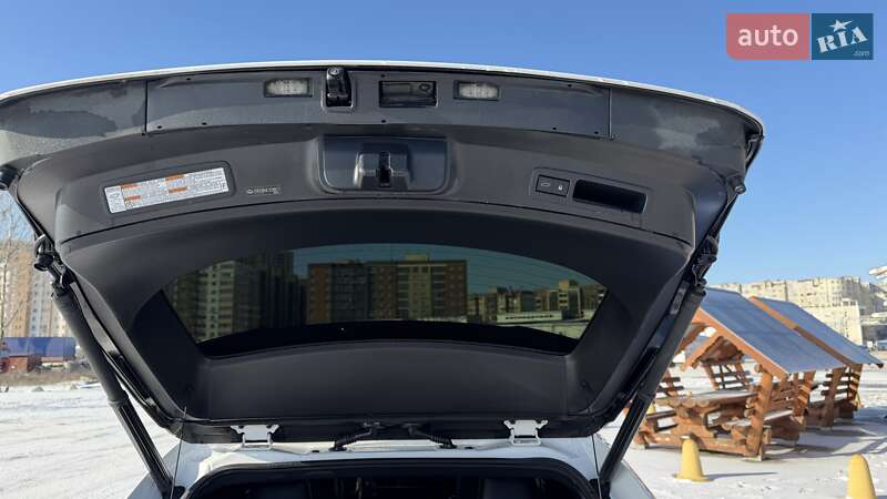 Внедорожник / Кроссовер Lexus UX 2019 в Одессе