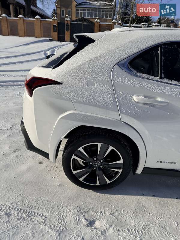 Внедорожник / Кроссовер Lexus UX 2022 в Сумах