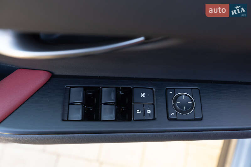 Позашляховик / Кросовер Lexus UX 2021 в Львові