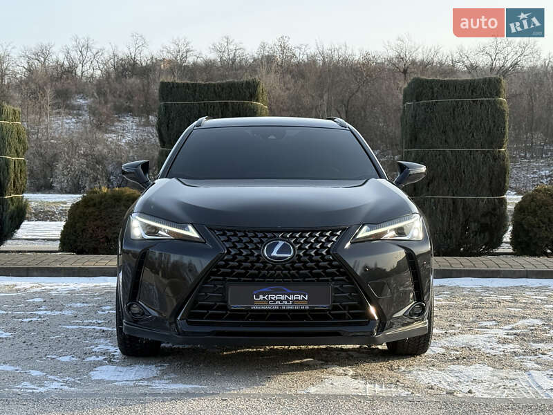Позашляховик / Кросовер Lexus UX 2020 в Дніпрі