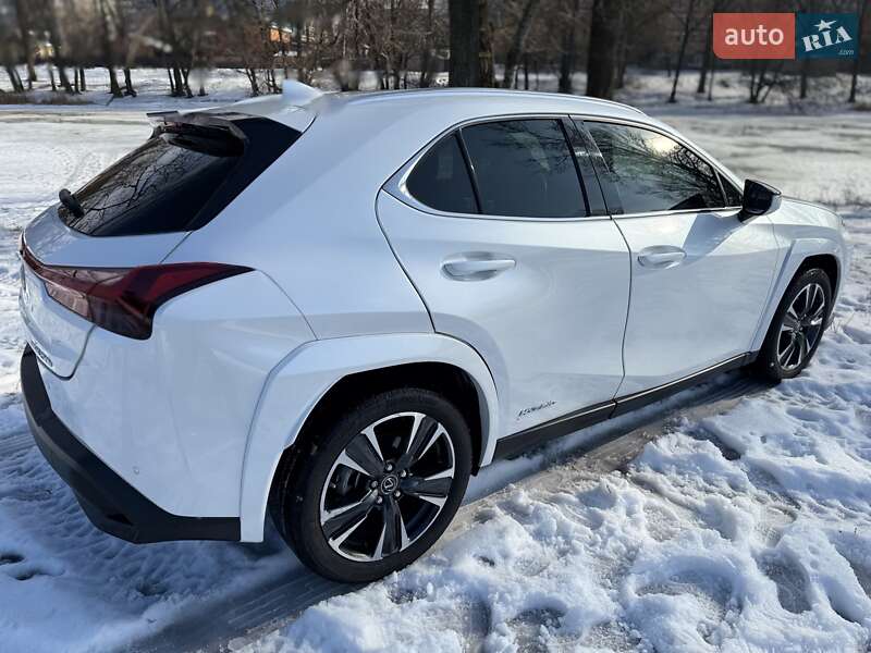 Позашляховик / Кросовер Lexus UX 2022 в Києві