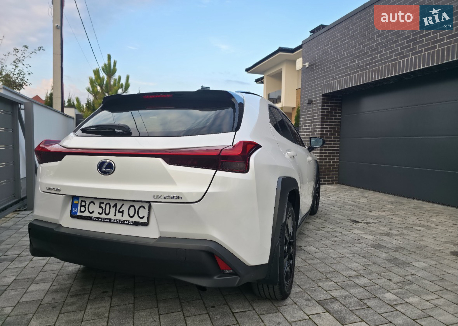 2022 Lexus UX - мініатюра 16
