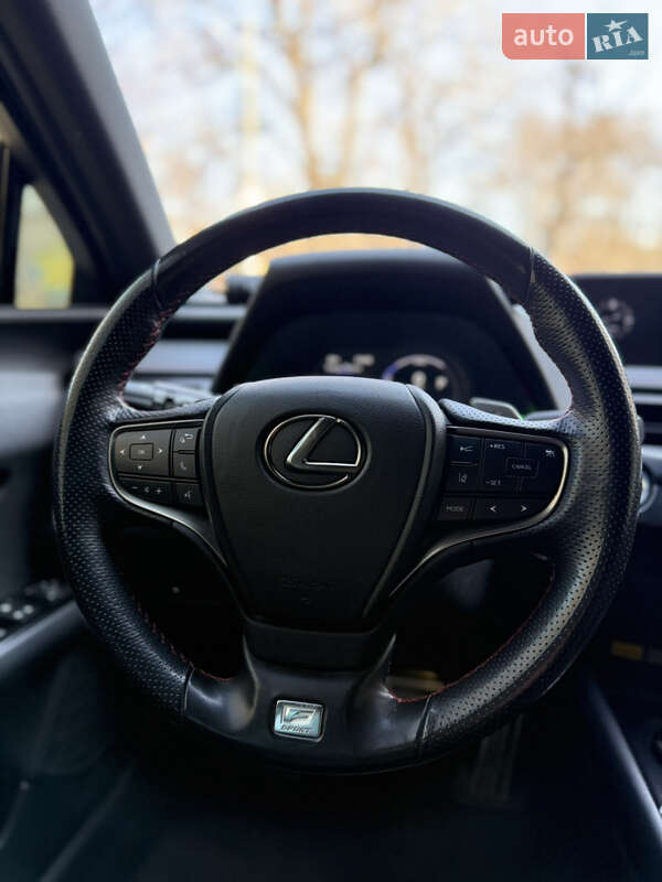 Внедорожник / Кроссовер Lexus UX 2020 в Одессе