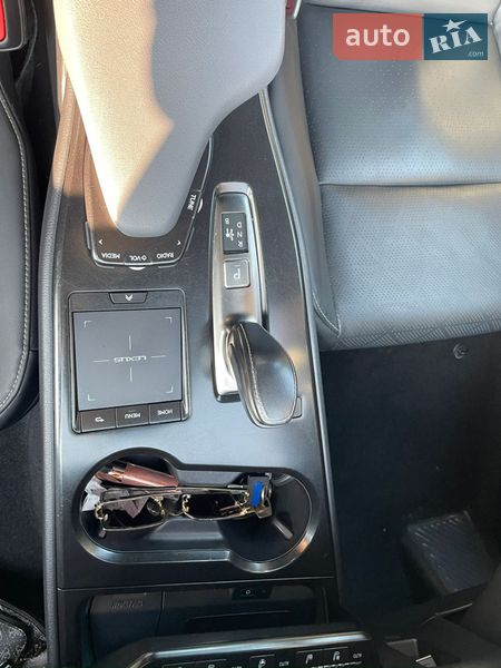 Внедорожник / Кроссовер Lexus UX 2020 в Ужгороде