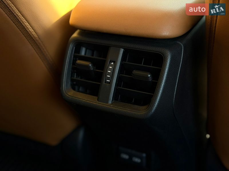 Внедорожник / Кроссовер Lexus UX 2021 в Львове