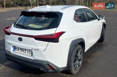 Внедорожник / Кроссовер Lexus UX 2018 в Кременчуге