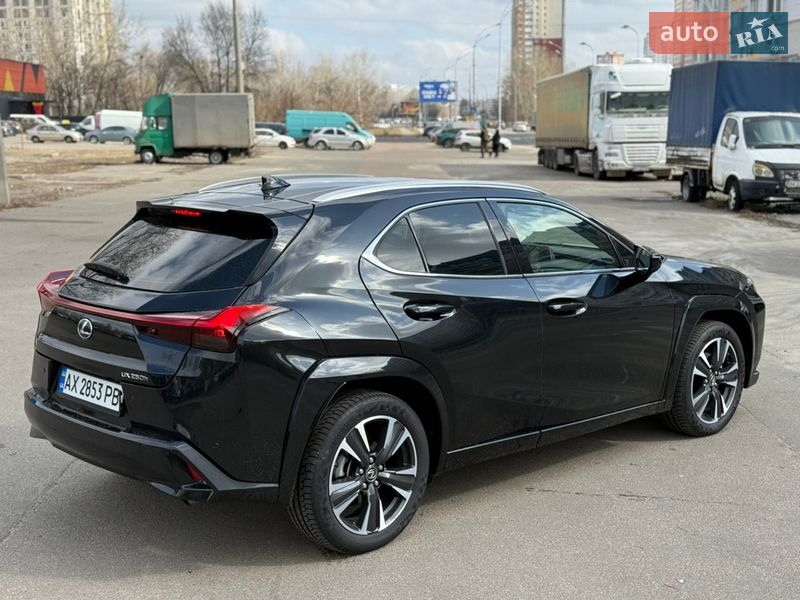 Позашляховик / Кросовер Lexus UX 2021 в Києві
