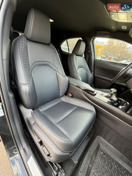 Позашляховик / Кросовер Lexus UX 2021 в Києві