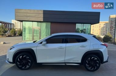 Внедорожник / Кроссовер Lexus UX 2022 в Хмельницком