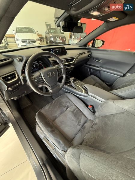 Внедорожник / Кроссовер Lexus UX 2021 в Черновцах