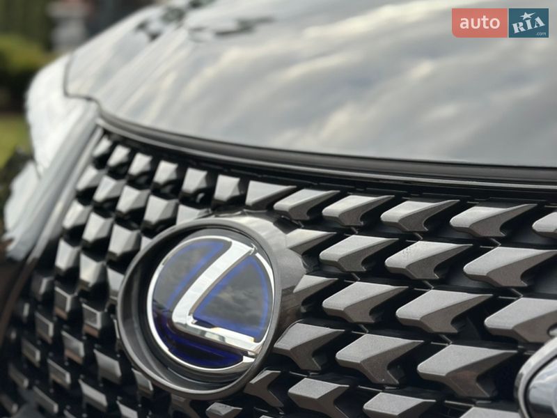 Внедорожник / Кроссовер Lexus UX 2021 в Стрые