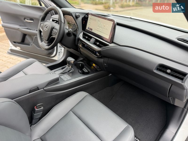 Внедорожник / Кроссовер Lexus UX 2023 в Одессе фото 18 Внедорожник / Кроссовер Lexus UX 2023 в Одессе