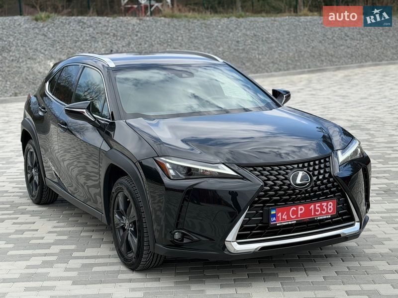 Позашляховик / Кросовер Lexus UX 2023 в Львові