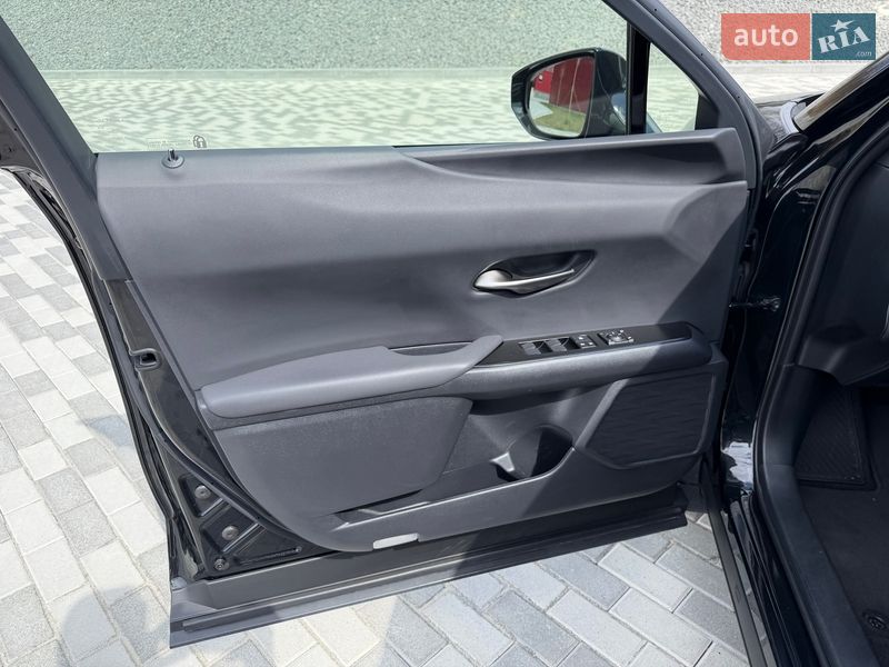 Позашляховик / Кросовер Lexus UX 2023 в Львові