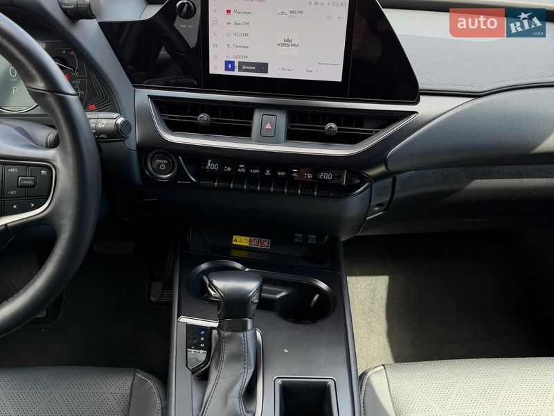 Позашляховик / Кросовер Lexus UX 2023 в Львові