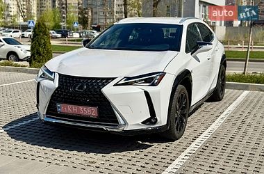 Позашляховик / Кросовер Lexus UX 2021 в Києві