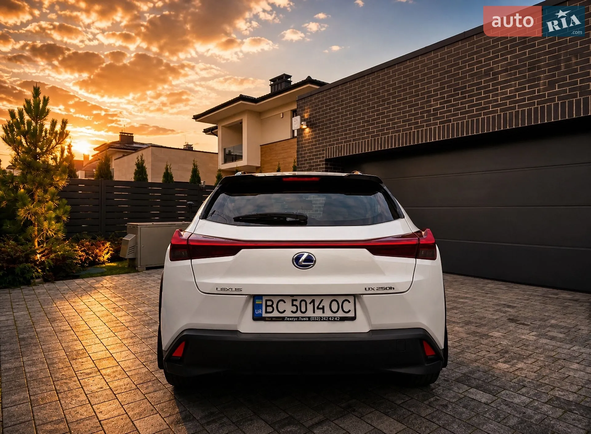 2022 Lexus UX - мініатюра 4