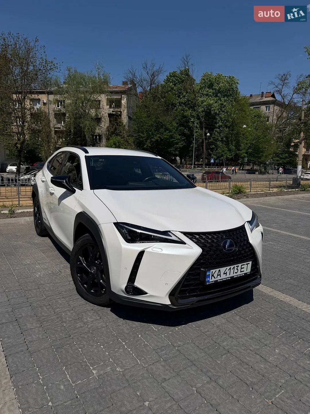 2021 Lexus UX - фото 1