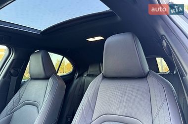 Внедорожник / Кроссовер Lexus UX 2022 в Киеве