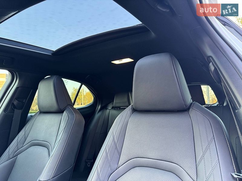 Внедорожник / Кроссовер Lexus UX 2022 в Киеве