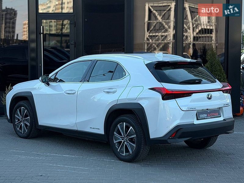 Внедорожник / Кроссовер Lexus UX 2021 в Киеве