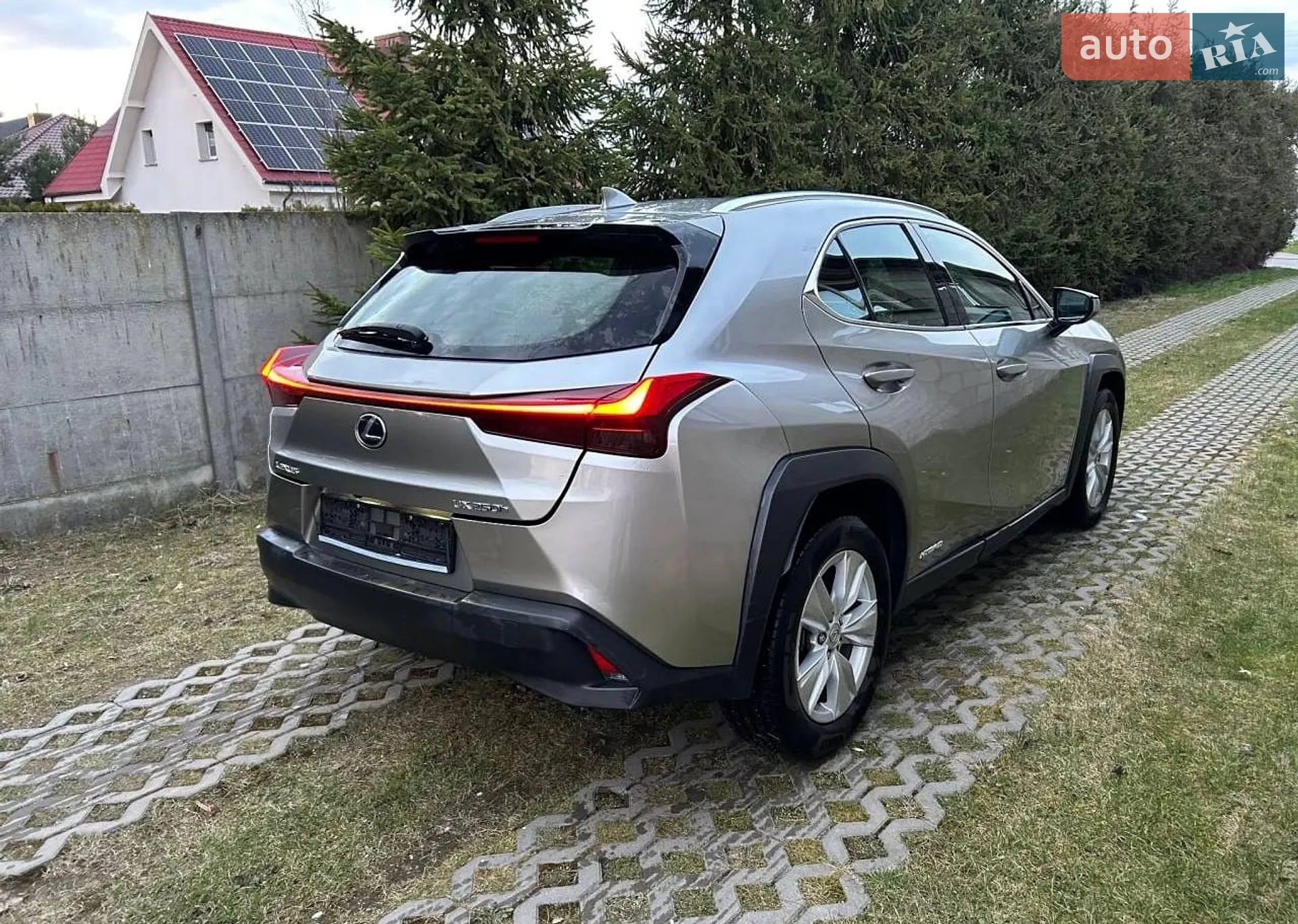 2020 Lexus UX - мініатюра 5