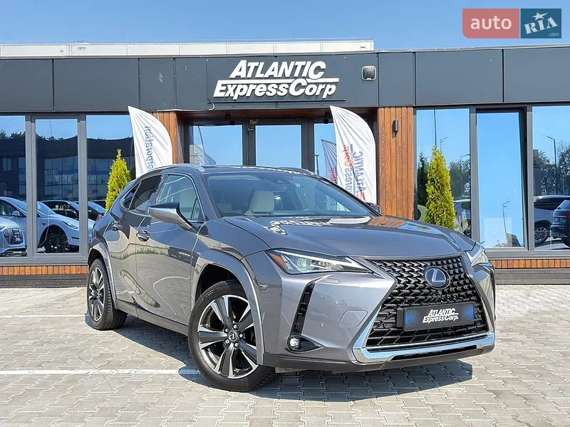 Lexus UX
