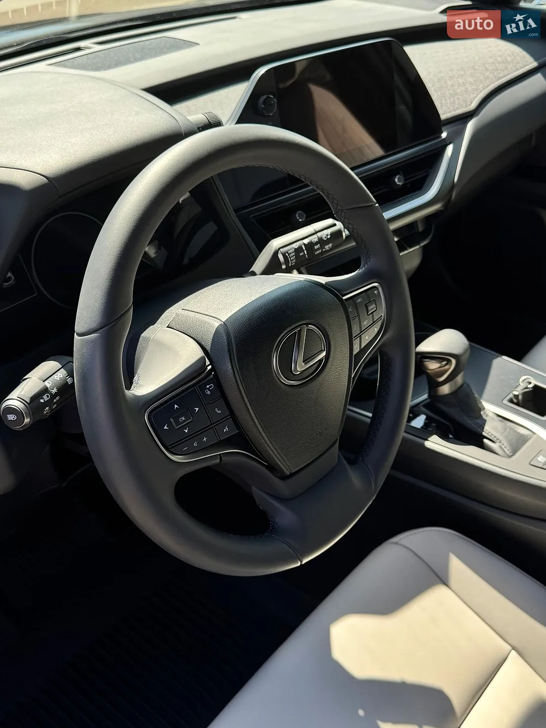 2023 Lexus UX - мініатюра 11
