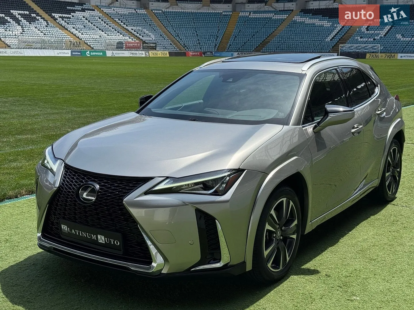 2019 Lexus UX - мініатюра 2