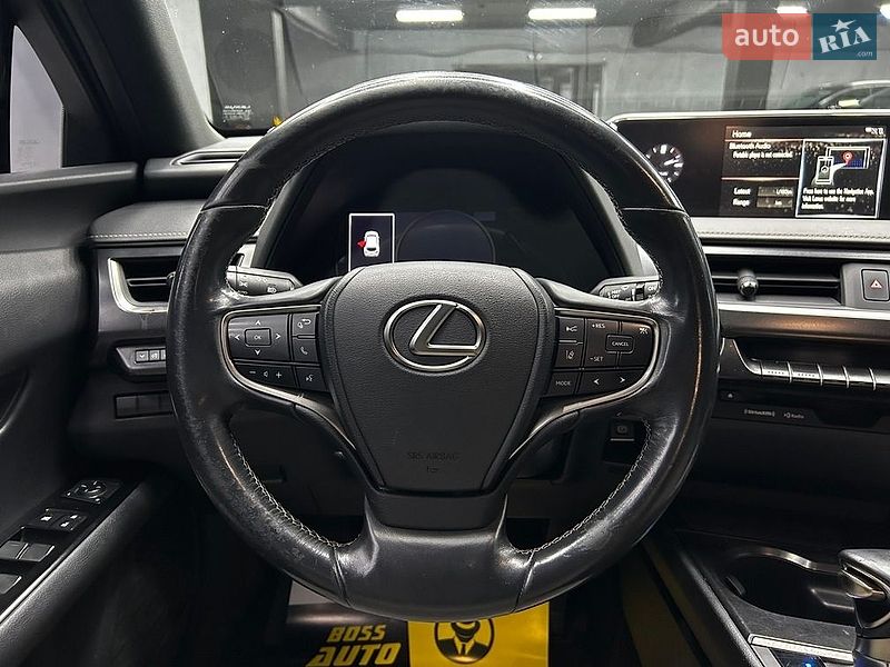 Внедорожник / Кроссовер Lexus UX 2019 в Черновцах