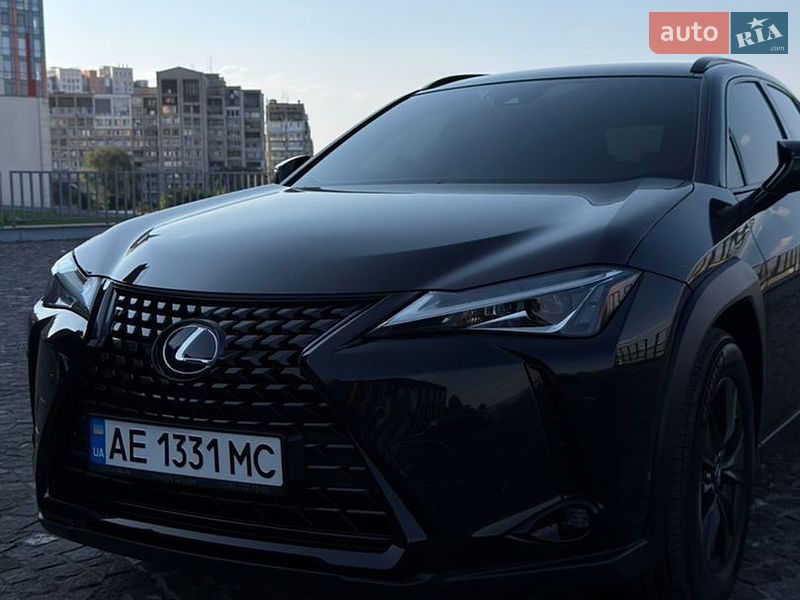 Позашляховик / Кросовер Lexus UX 2020 в Дніпрі
