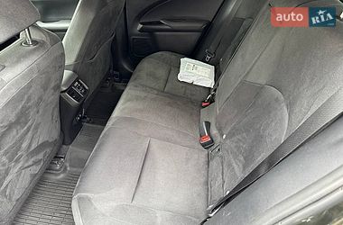Внедорожник / Кроссовер Lexus UX 2020 в Киеве