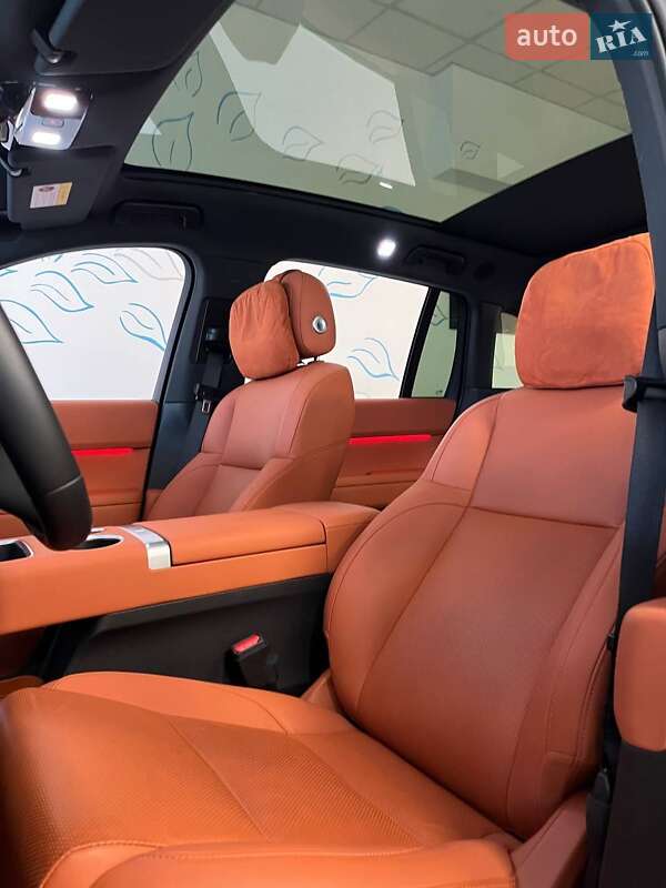 Позашляховик / Кросовер Li Auto L6 2024 в Києві