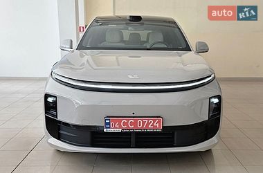 Внедорожник / Кроссовер Li Auto L6 2024 в Днепре