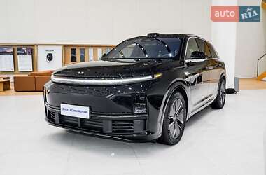 Внедорожник / Кроссовер Li Auto L7 2024 в 
