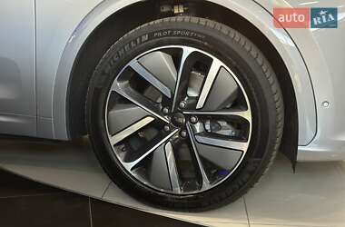 Внедорожник / Кроссовер Li Auto L7 2025 в 