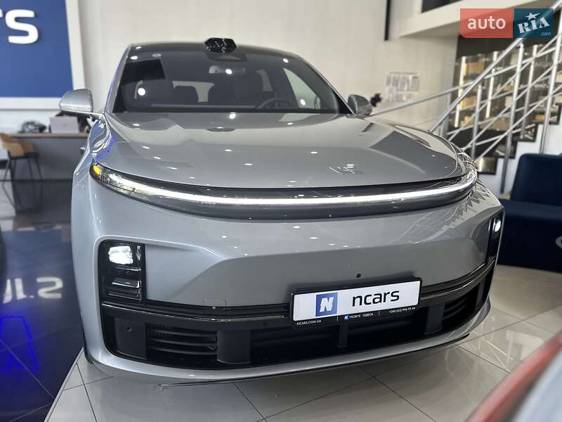 Внедорожник / Кроссовер Li Auto L7 2025 в Одессе