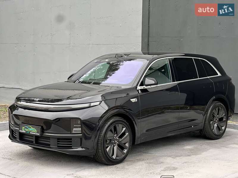 Внедорожник / Кроссовер Li Auto L7 2024 в 