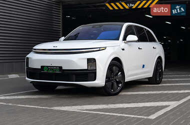 Внедорожник / Кроссовер Li Auto L7 2024 в Одессе