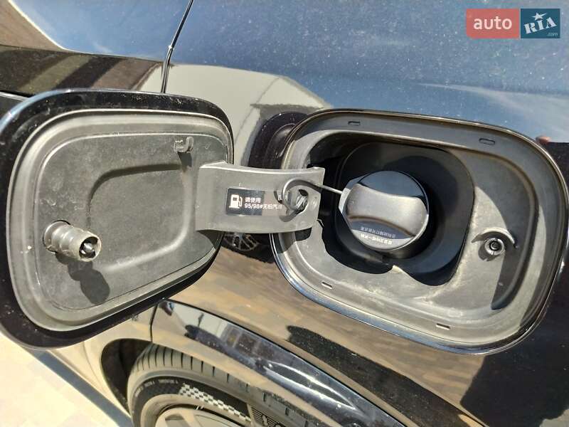 Позашляховик / Кросовер Li Auto L7 2024 в Києві