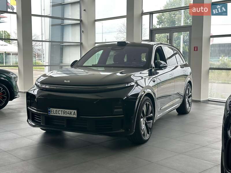 Внедорожник / Кроссовер Li Auto L7 2024 в 