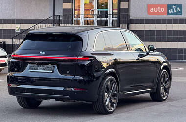 Внедорожник / Кроссовер Li Auto L7 2024 в 