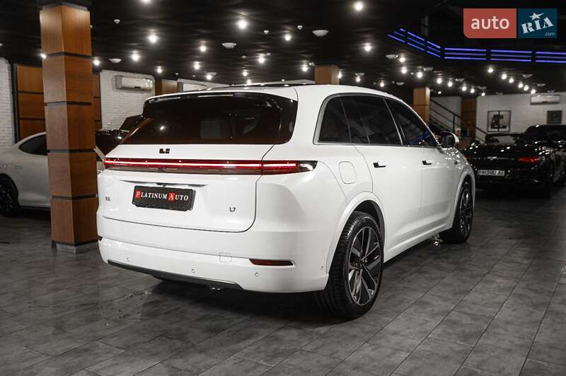 Универсал Li Auto L7 2024 в Одессе фото 85 Универсал Li Auto L7 2024 в Одессе