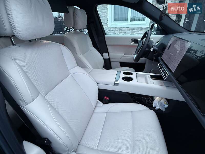 Внедорожник / Кроссовер Li Auto L7 2024 в Обухове фото 23 Внедорожник / Кроссовер Li Auto L7 2024 в Обухове