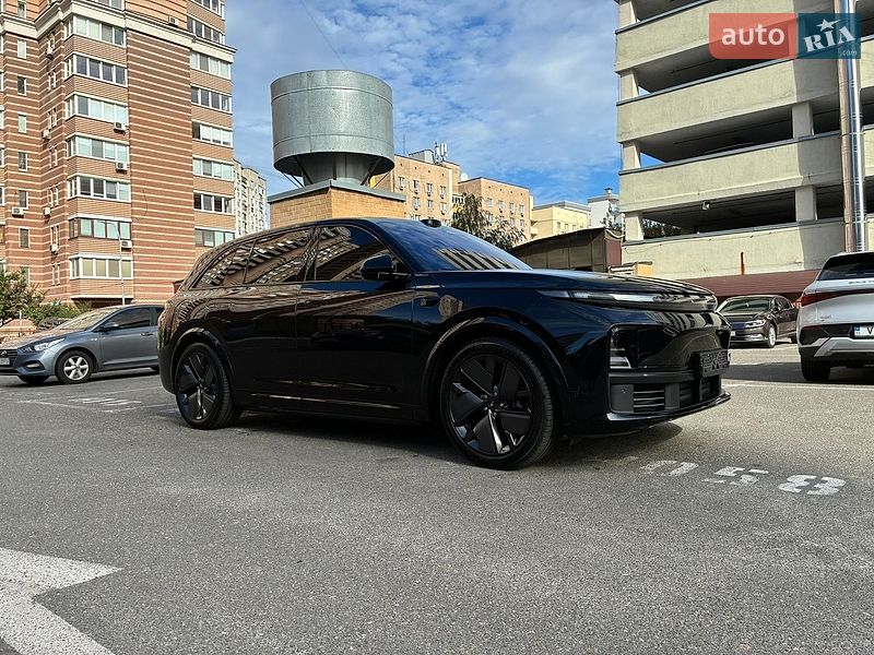 Позашляховик / Кросовер Li Auto L7 2025 в Києві
