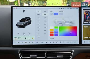Внедорожник / Кроссовер Li Auto L9 2025 в 