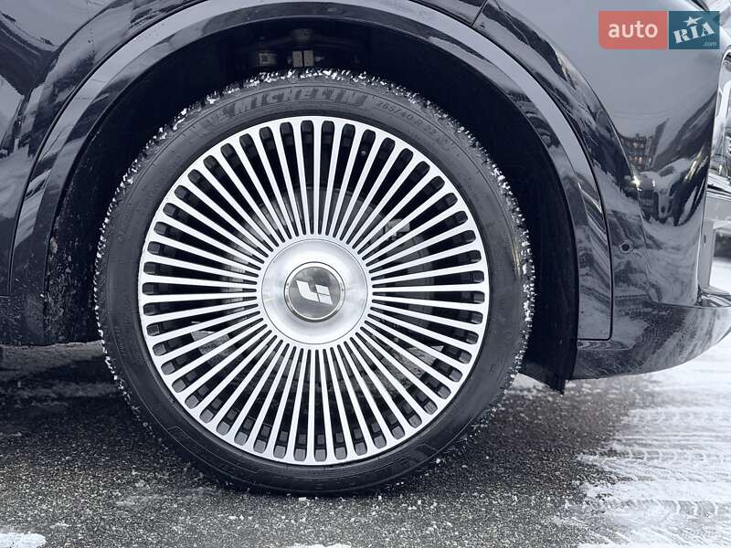 Внедорожник / Кроссовер Li Auto L9 2023 в Киеве фото 12 Внедорожник / Кроссовер Li Auto L9 2023 в Киеве
