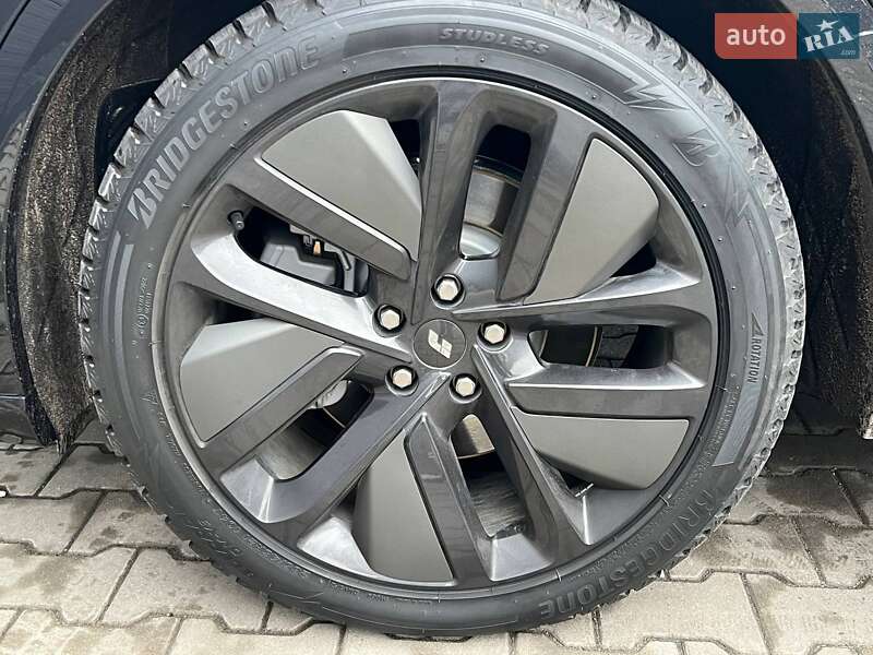 Внедорожник / Кроссовер Li Auto L9 2024 в Киеве фото 9 Внедорожник / Кроссовер Li Auto L9 2024 в Киеве