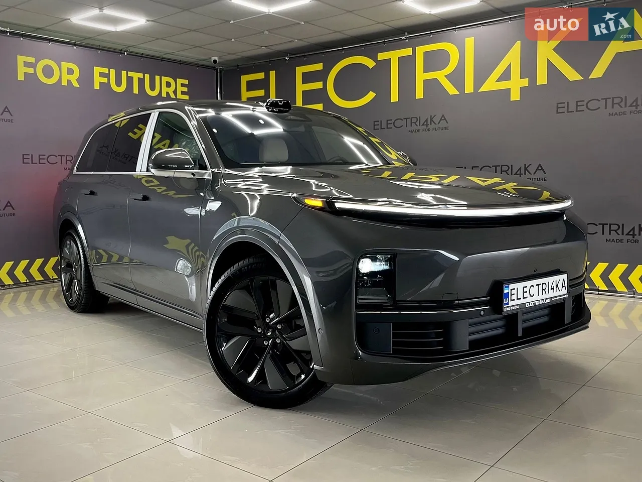 2019 Tesla Model S - мініатюра 24
